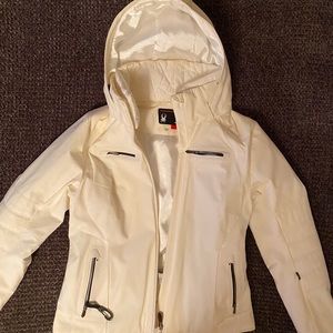 White Spyder Woman’s versatile winter jacket size 6.